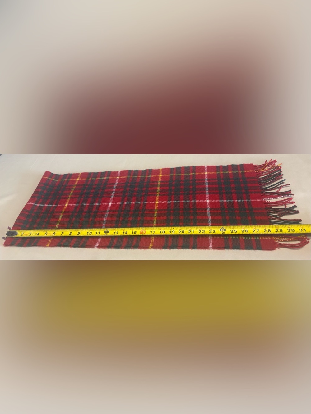 Ingles Buchan 100% Lambswool Tartan Scarf 12 X 62” Scotland Fringe Red Holiday - Picture 4 of 13
